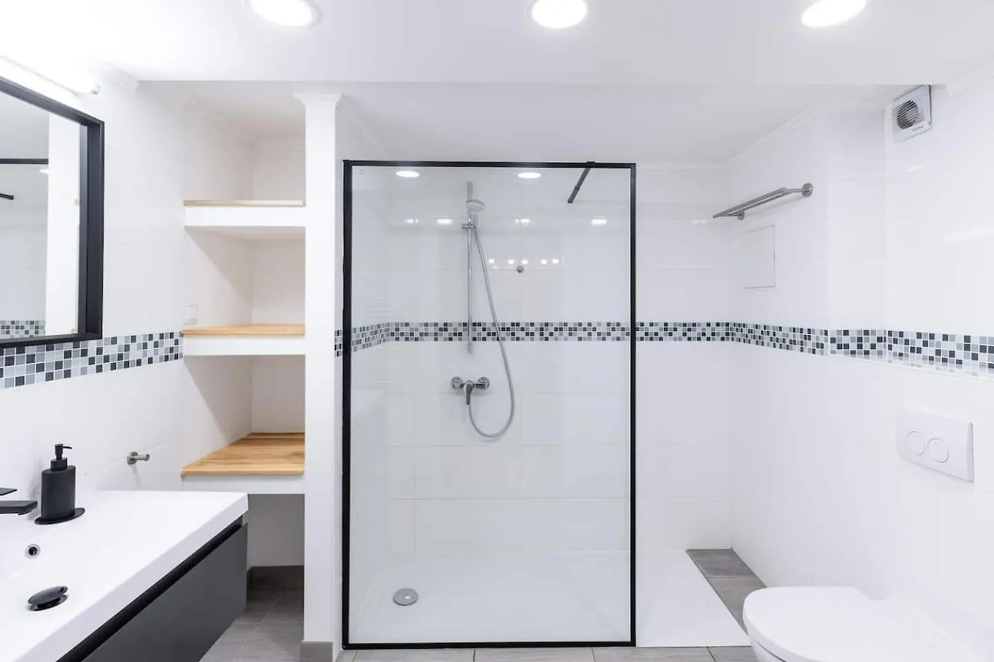 Spacious Lofts In Wedding Berlijn 0*,